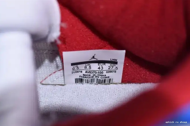 Rep 3 Jordan Korea Seoul Retro Air AV8370-100 0429